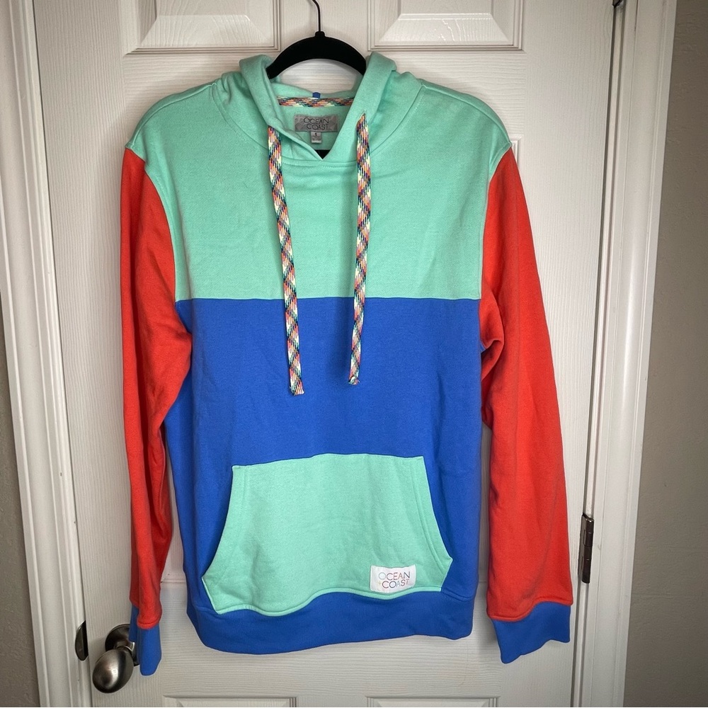 NWT Ocean Coast Sweatshirt